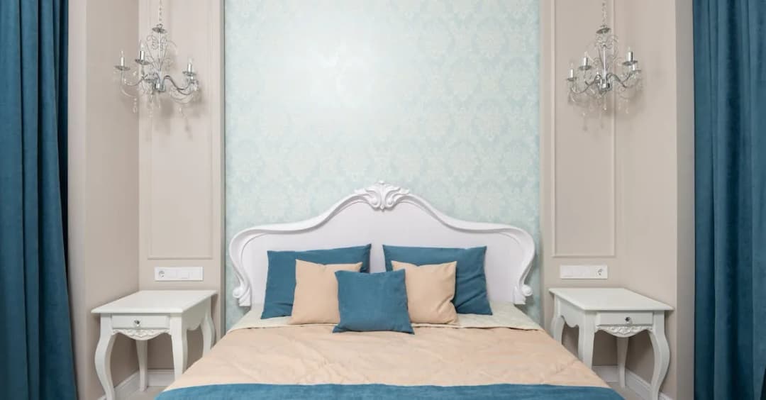 Tkanina błyszcząca: 6 sposobów na dodanie glamouru wnętrzu